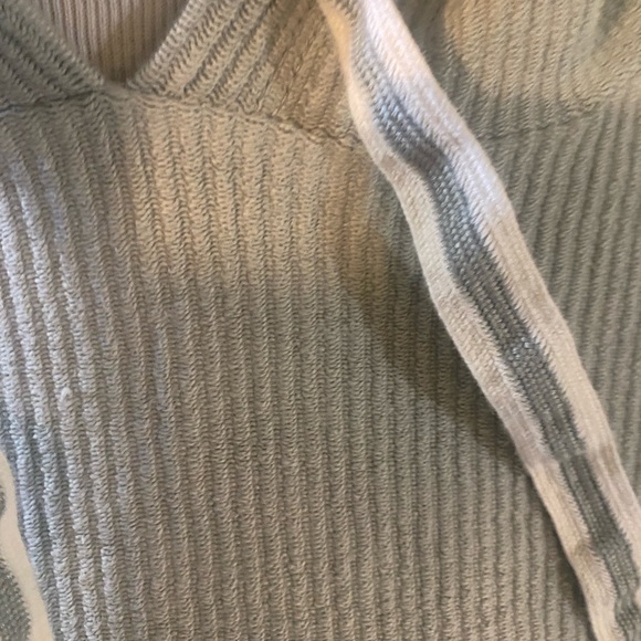 Cozy Ribbed Hoodie - Picture 3 of 4